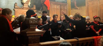 l'Ut en Chœur chante à la mairie de Paris 20e